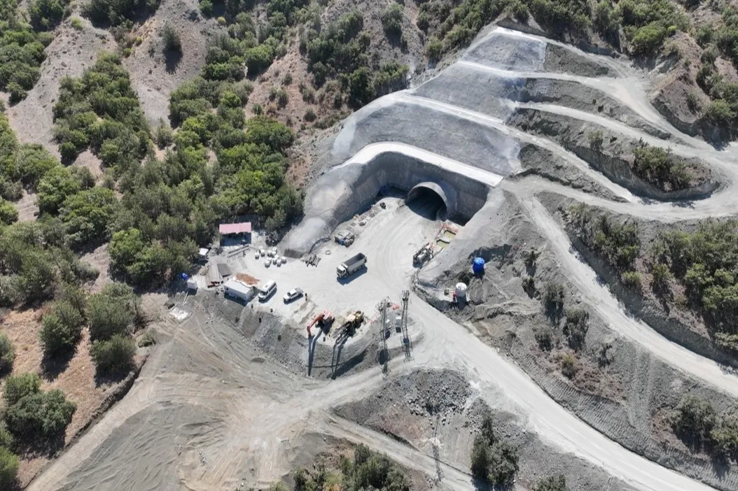 Demir ağlar Ankara