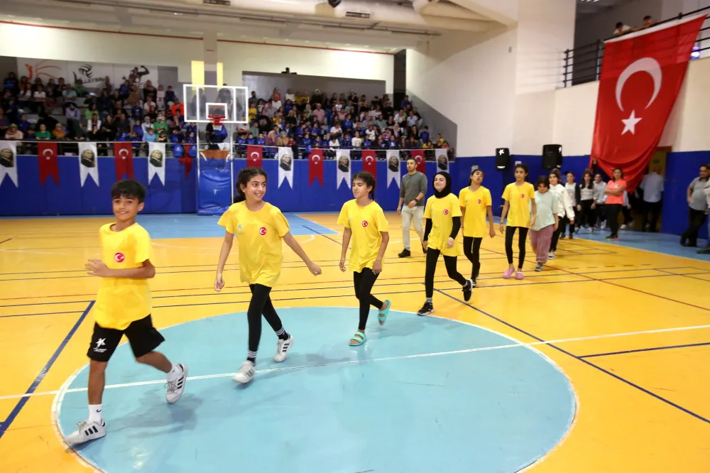Küçükçekmecede Spor Okulları Eğitime Başladı