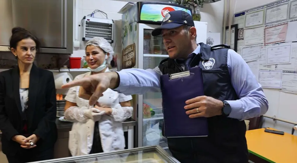 Ataşehir Zabıtası Okul Kantinlerine Baskın