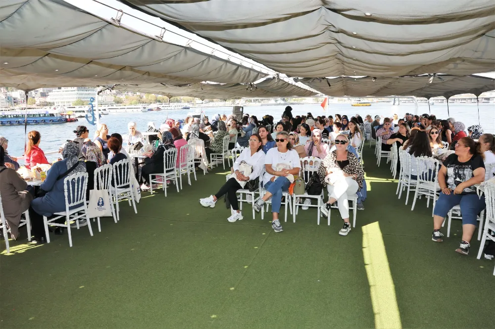 Küçükçekmece Belediyesinden Boğaz Turu