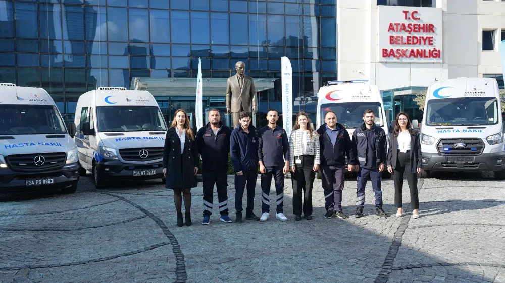 Atasehir Belediyesi Yeni Ambulanslarını Teslim Aldı