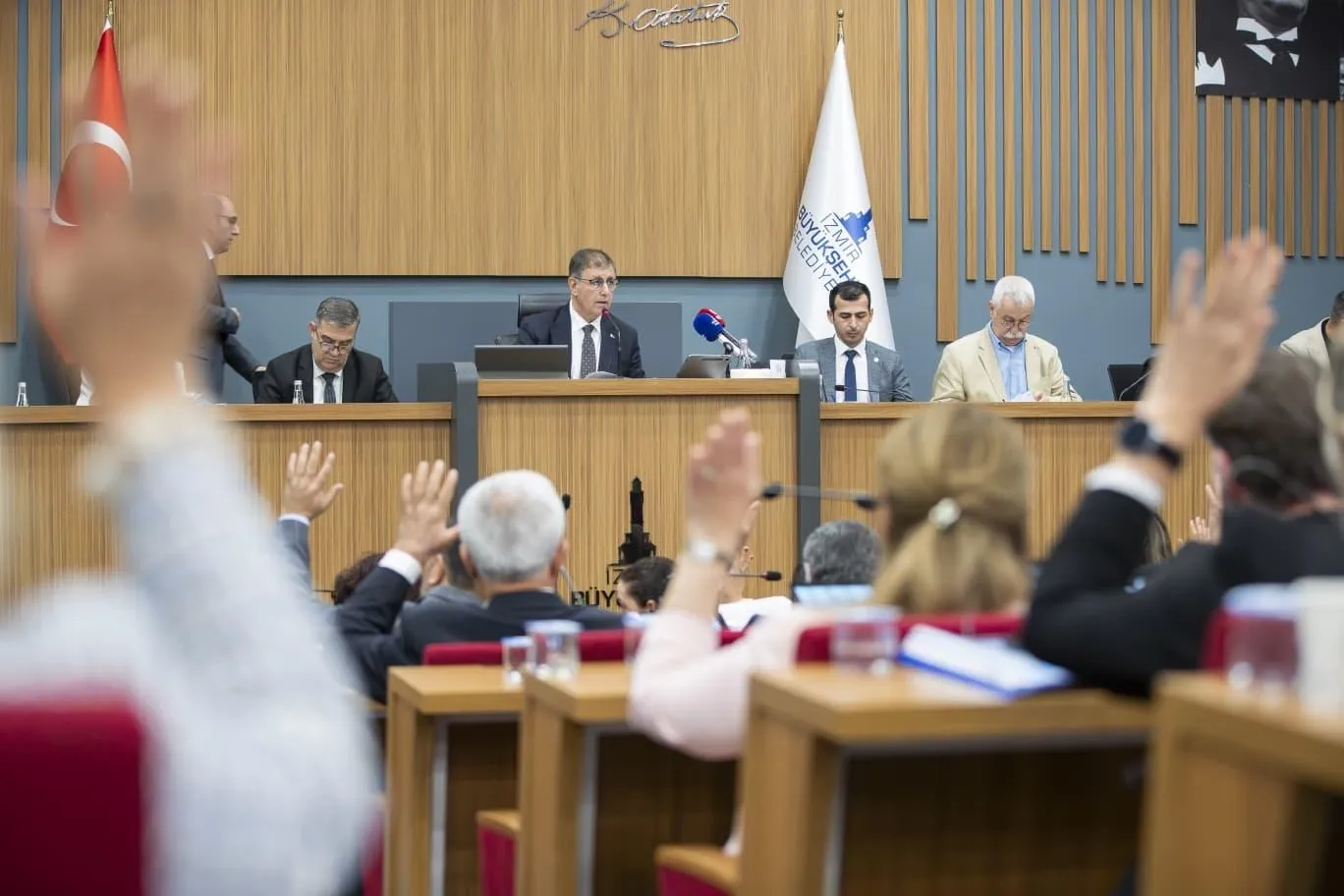 İZBAN’da indirim, ulaşımda “Genç Tarife” dönemi başlıyor