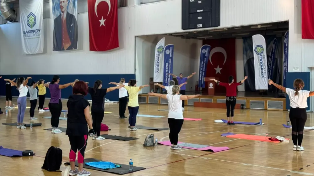 Bakırköyde Kadınlar Spor İle Sağlıklı Kalıyorlar